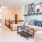 Sunny Apartment With 2 Bedrooms And Garden