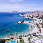 Amazing 5 Bedroom Villa With Swimming Pool