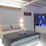 Mykonos Petra Suites & Rooms