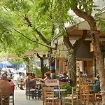 Trendy Living In Koukaki