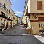 Historic Plaka Apartments