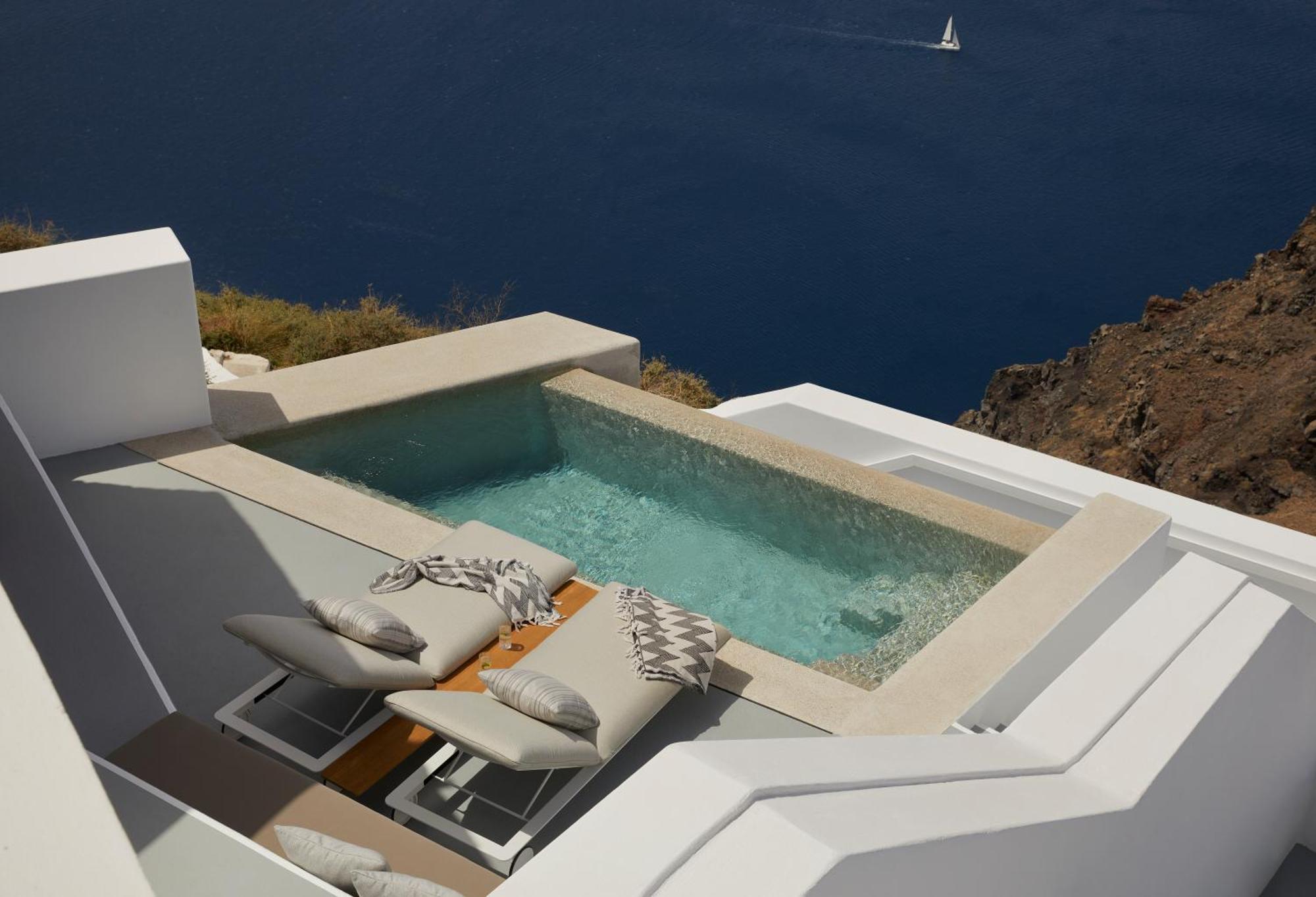 Grace Hotel, Collection Ημεροβίγλι