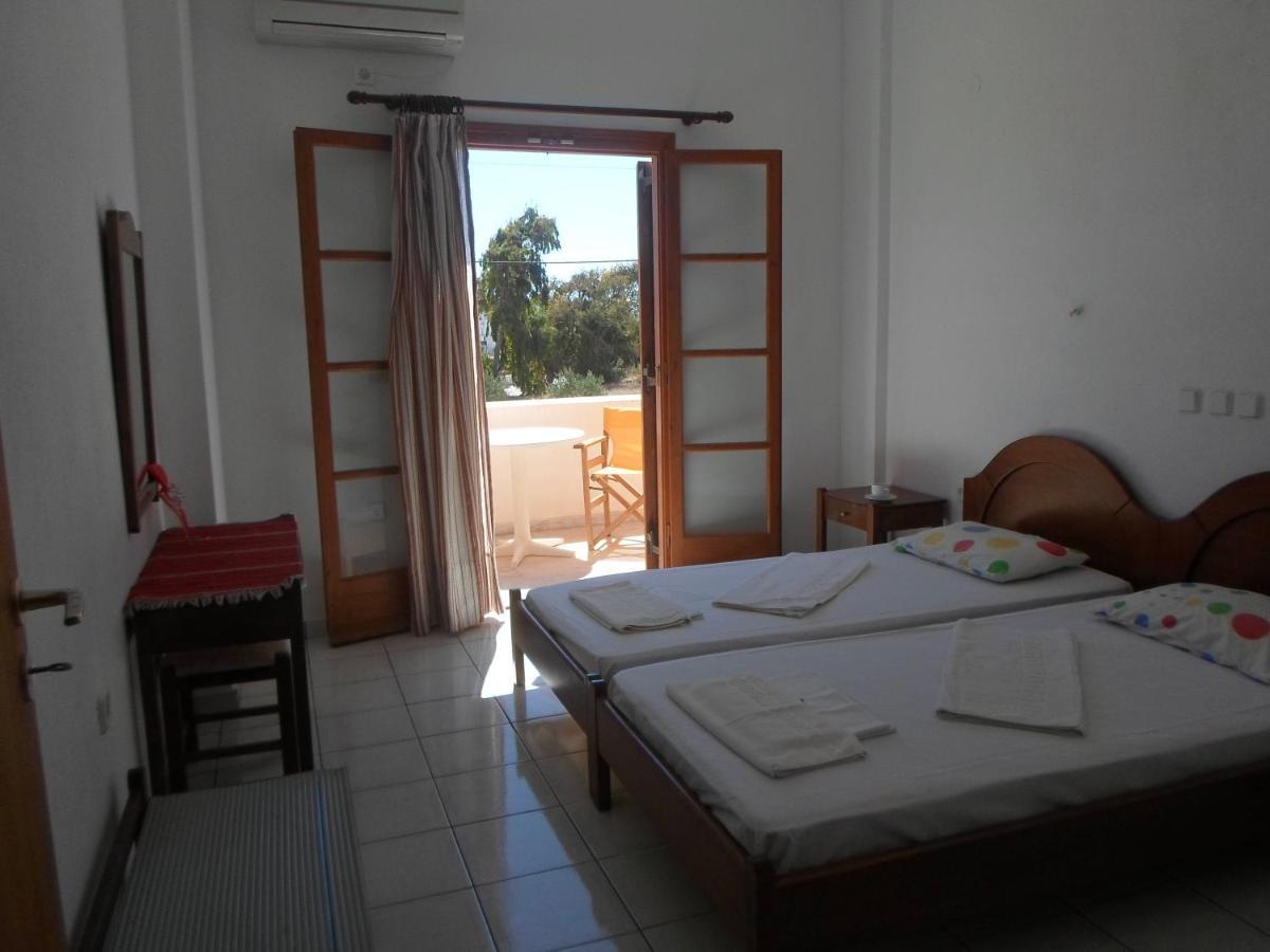 Discover Santorini Apartamento Kamári