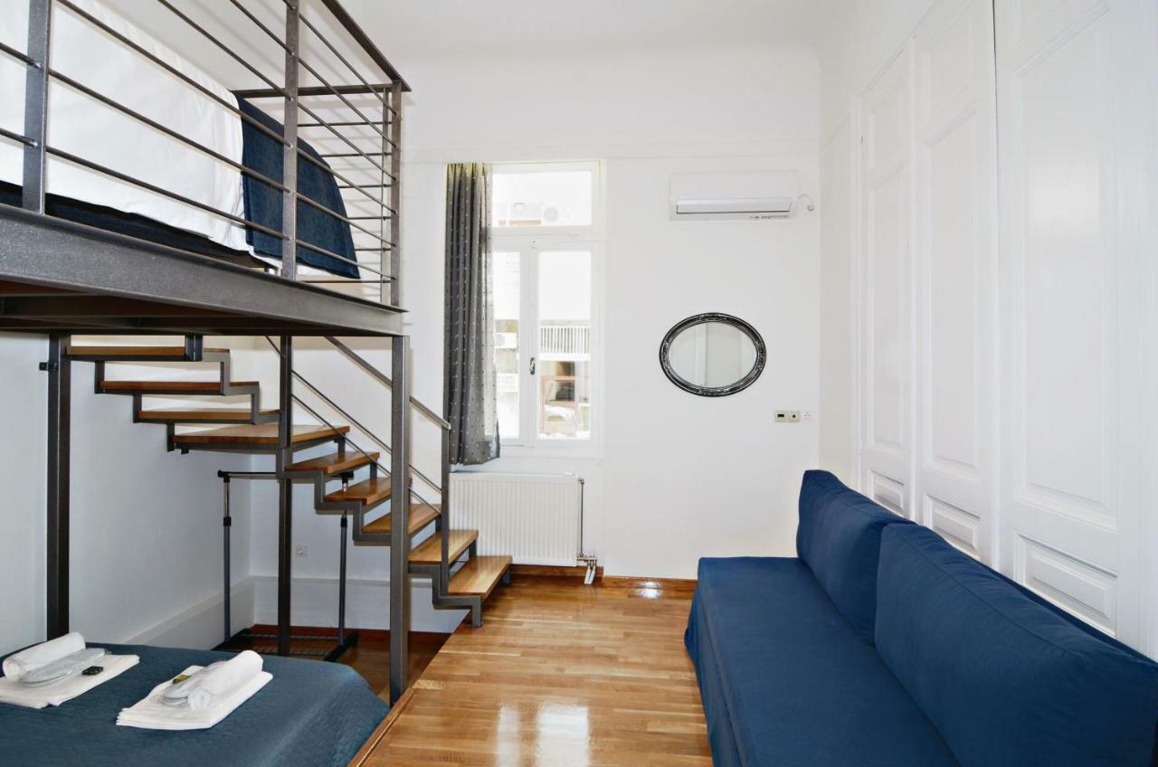 Neoclassical House With Unique Athenian Yard Apartament *