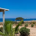 Sunset Studios & Rooms