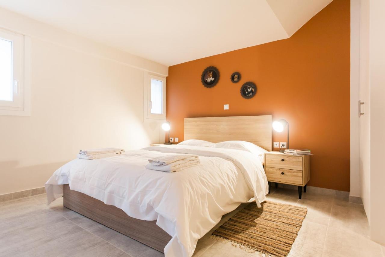 Apartment Walk Through Athens, Based In A Local's Hip House!