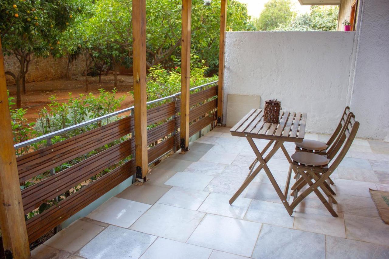 Cozy In Glyfada - Sleeps 3 *